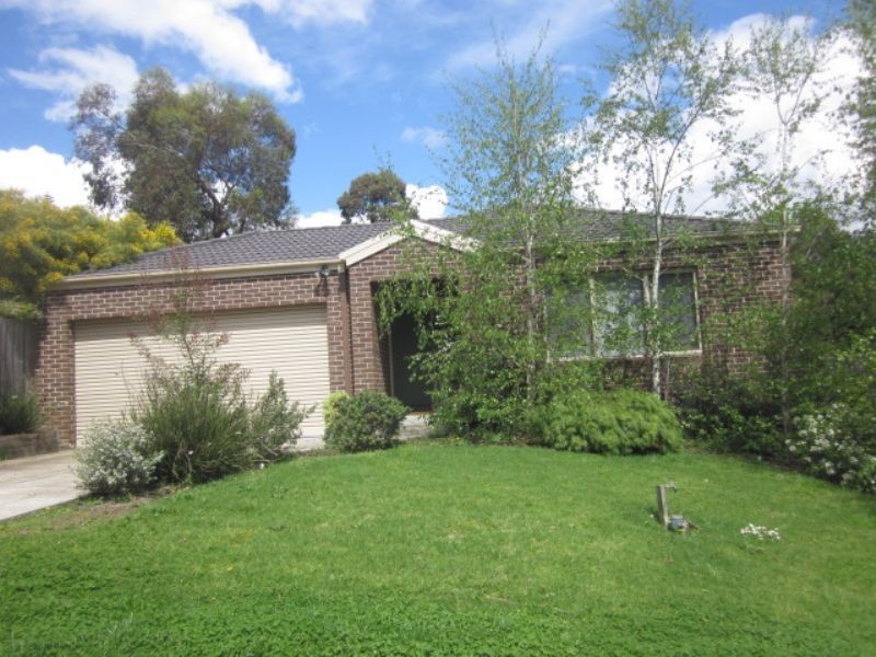 1/4 David Drive, Mooroolbark VIC 3138