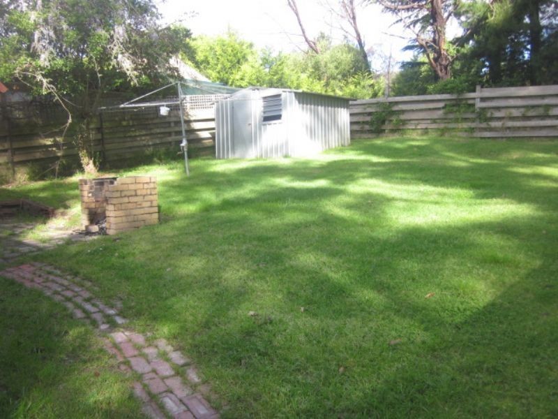 2 Lalors Road, Healesville VIC 3777