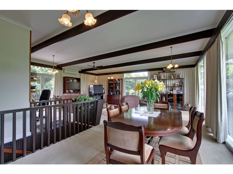 37 Cobden Cres, Lilydale VIC 3140