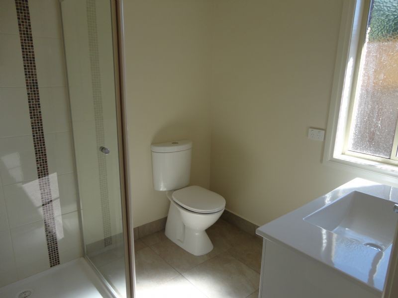 2/43 Greenslopes Drive, Mooroolbark VIC 3138