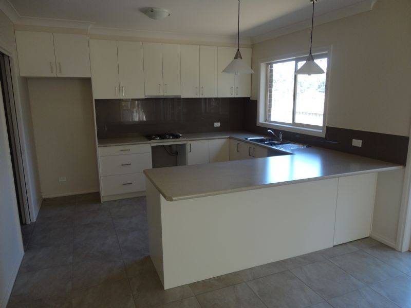 2/43 Greenslopes Drive, Mooroolbark VIC 3138