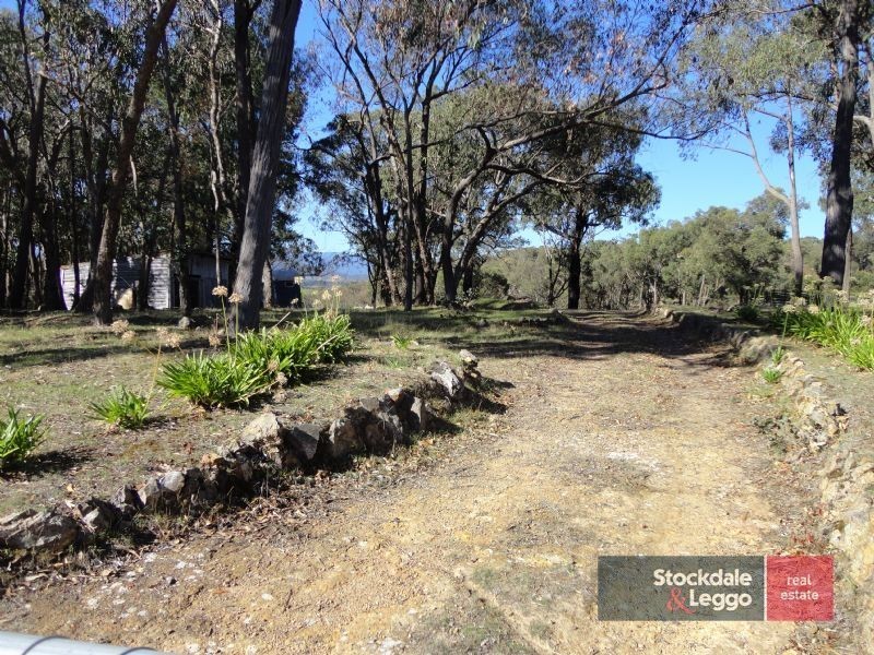 30 Boundary Rd, Wandin North VIC 3139