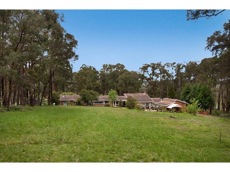 15 Rodger Road, Wandin North VIC 3139