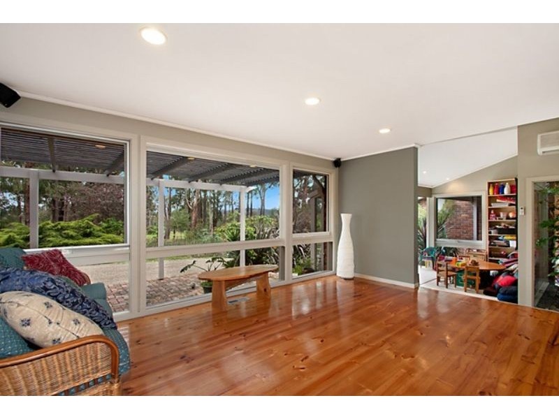 15 Rodger Road, Wandin North VIC 3139