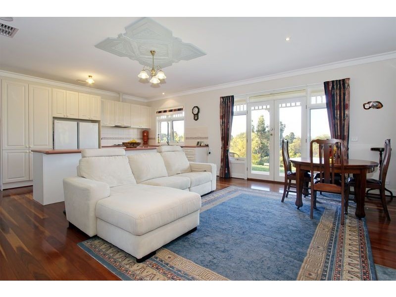 35 Beenak Road, Wandin North VIC 3139