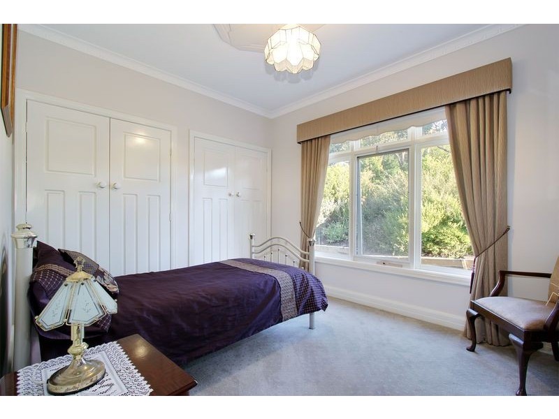 35 Beenak Road, Wandin North VIC 3139