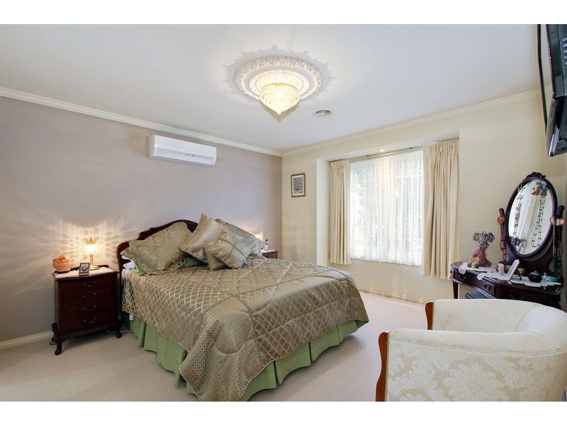 81 Nimblefoot Way, Lilydale VIC 3140