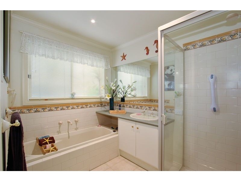 81 Nimblefoot Way, Lilydale VIC 3140
