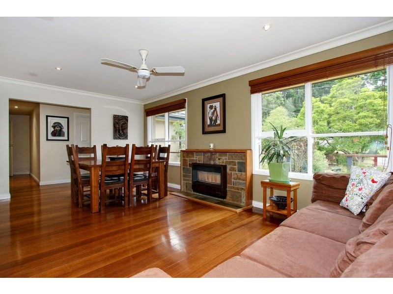 75 Pembroke Rd, Mooroolbark VIC 3138