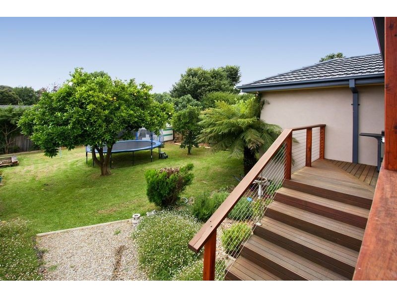 75 Pembroke Rd, Mooroolbark VIC 3138