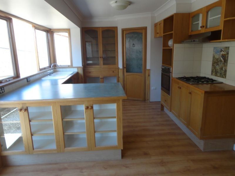 2/20 Old Warburton Road, Seville VIC 3139