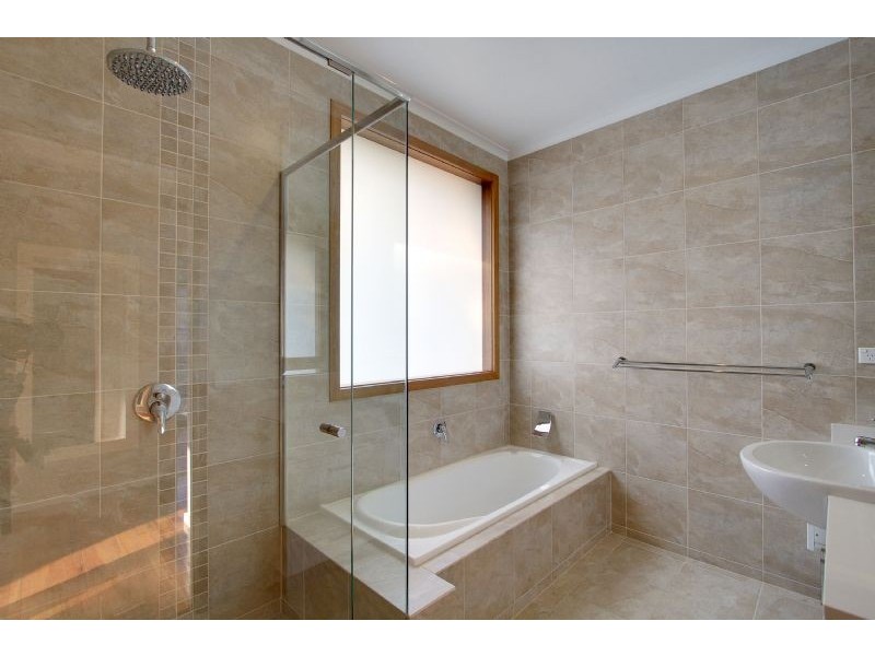 49 Roseman Road, Chirnside Park VIC 3116