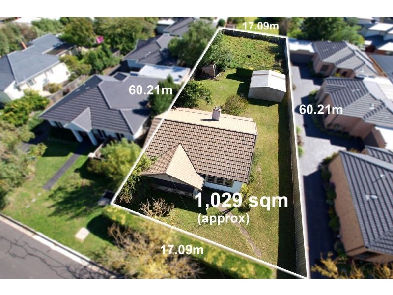 8 Deschamps Street, Lilydale VIC 3140