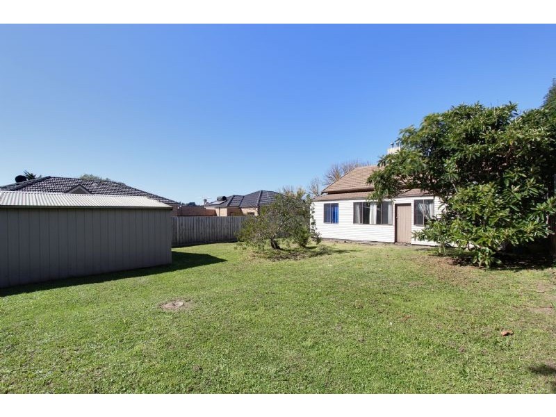 8 Deschamps Street, Lilydale VIC 3140