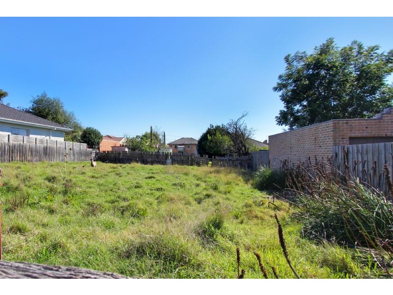 8 Deschamps Street, Lilydale VIC 3140