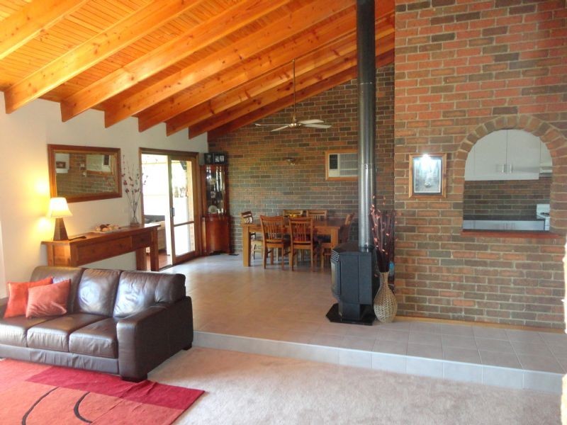 21 Melody Close, Lilydale VIC 3140