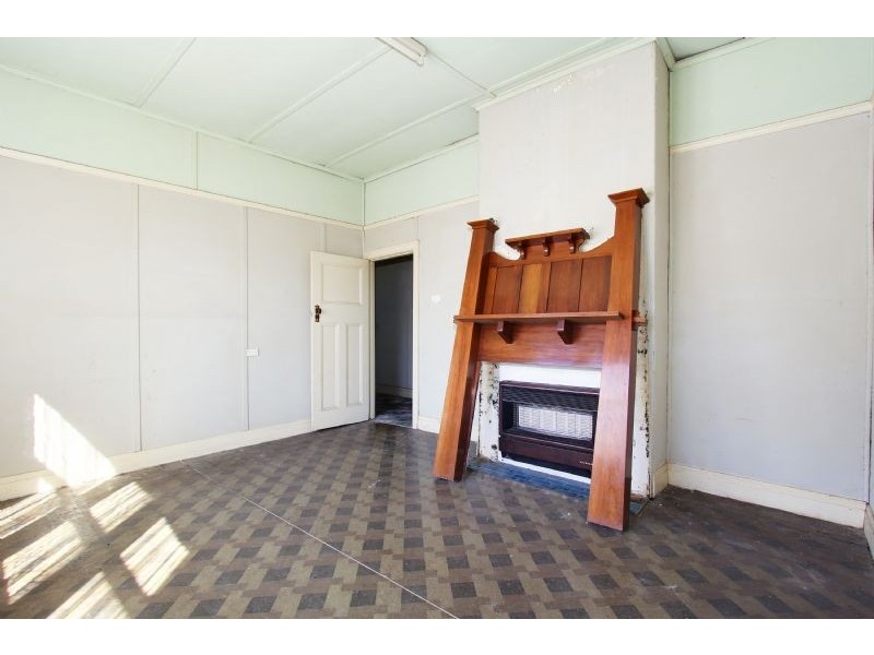 8 Deschamps Street, Lilydale VIC 3140