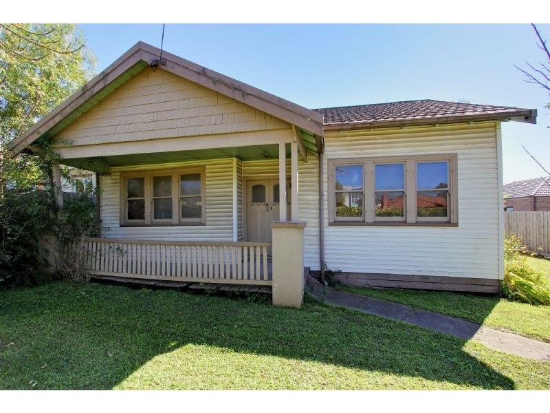8 Deschamps Street, Lilydale VIC 3140