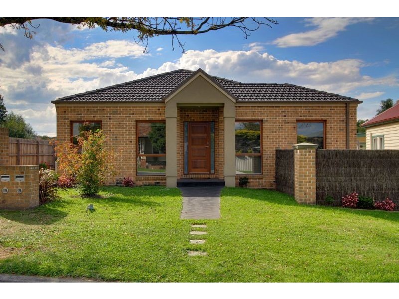 1/6 Deschamps Street, Lilydale VIC 3140