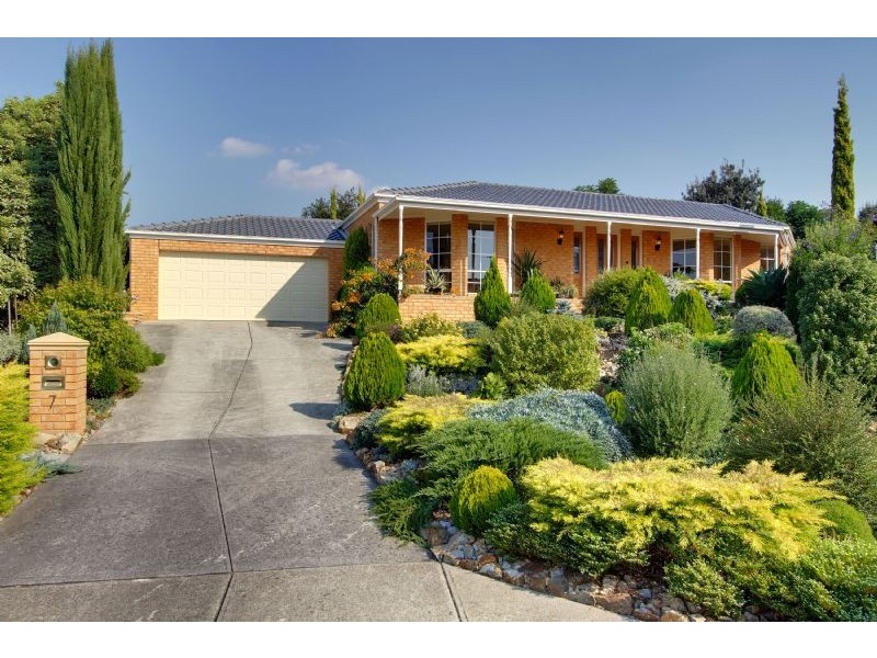 7 Melody Close, Lilydale VIC 3140
