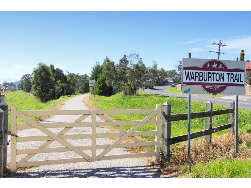 2/17 Queen Road, Lilydale VIC 3140