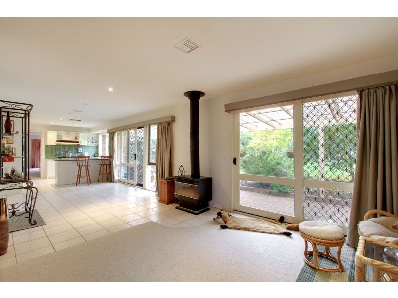 10 Toolebewong Road, Healesville VIC 3777