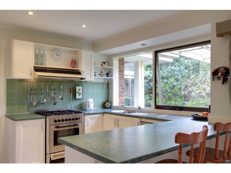 10 Toolebewong Road, Healesville VIC 3777