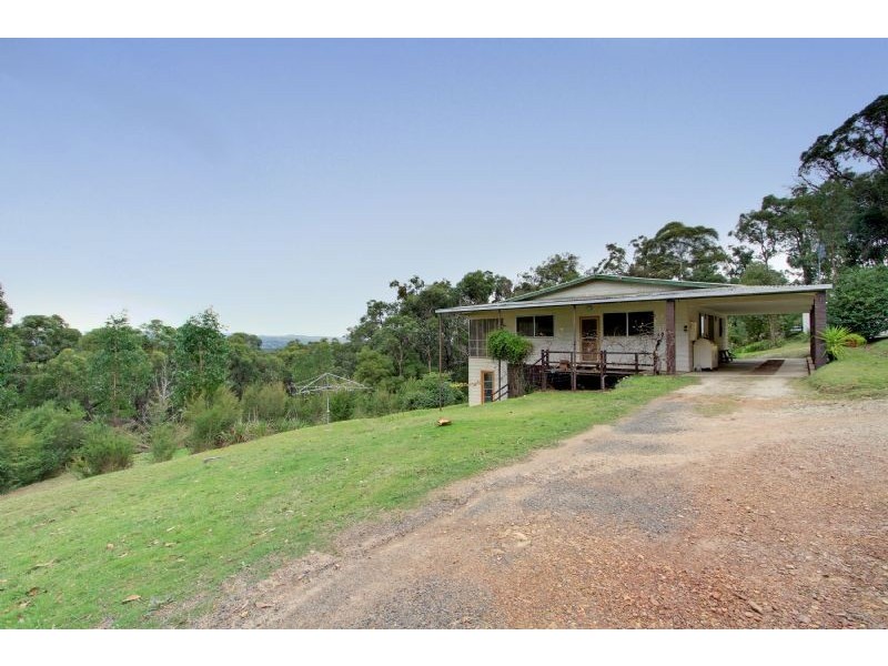 8 Hillcrest Road, Gruyere VIC 3770