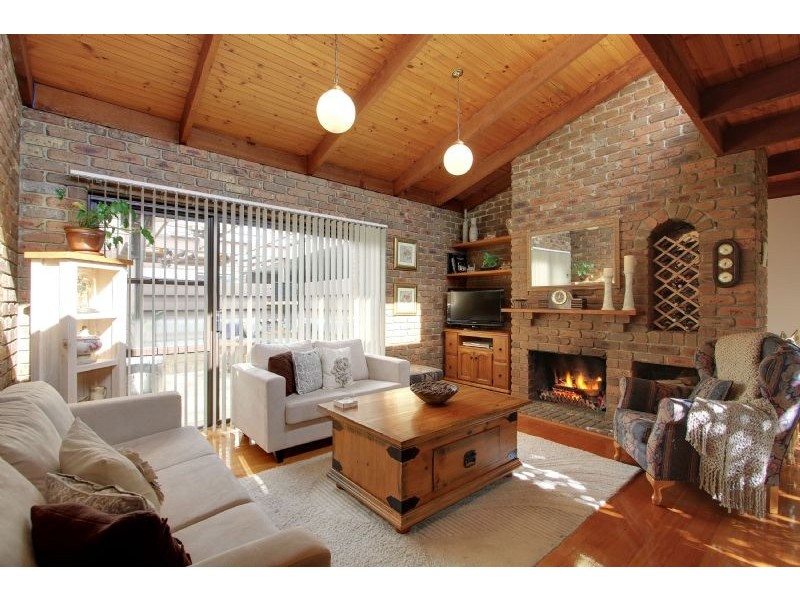 16 Sarah Court, Montrose VIC 3765