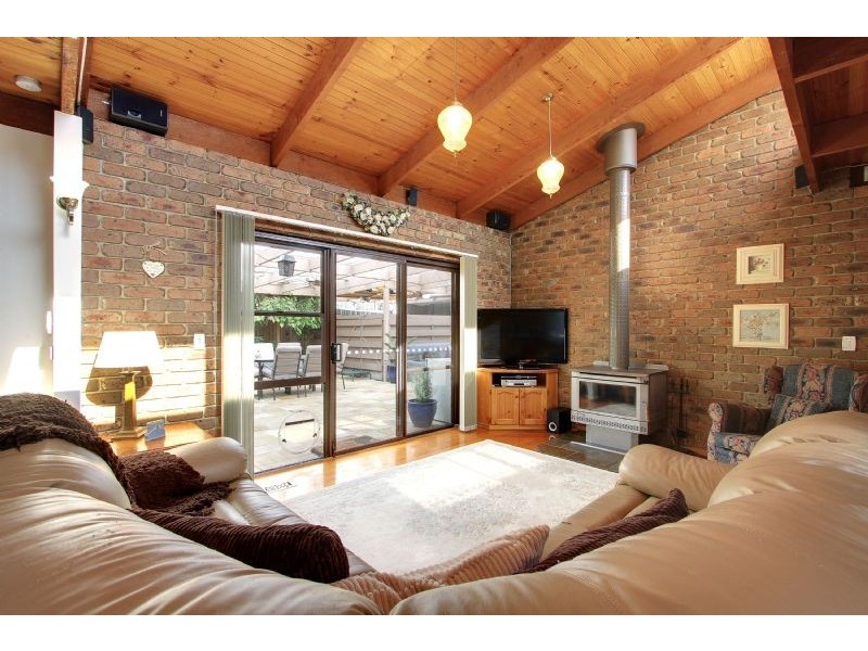 16 Sarah Court, Montrose VIC 3765