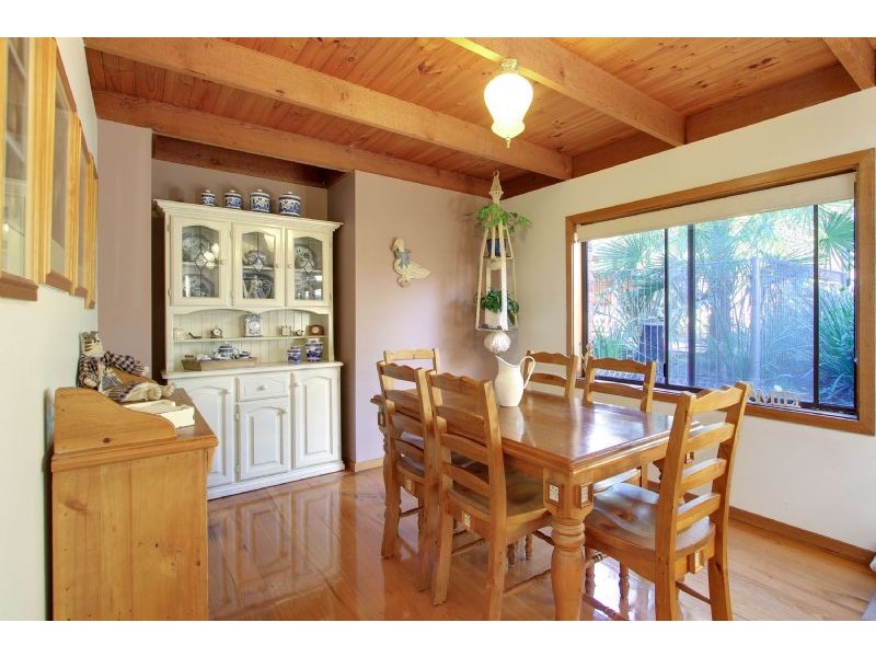 16 Sarah Court, Montrose VIC 3765