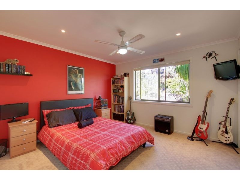 16 Sarah Court, Montrose VIC 3765