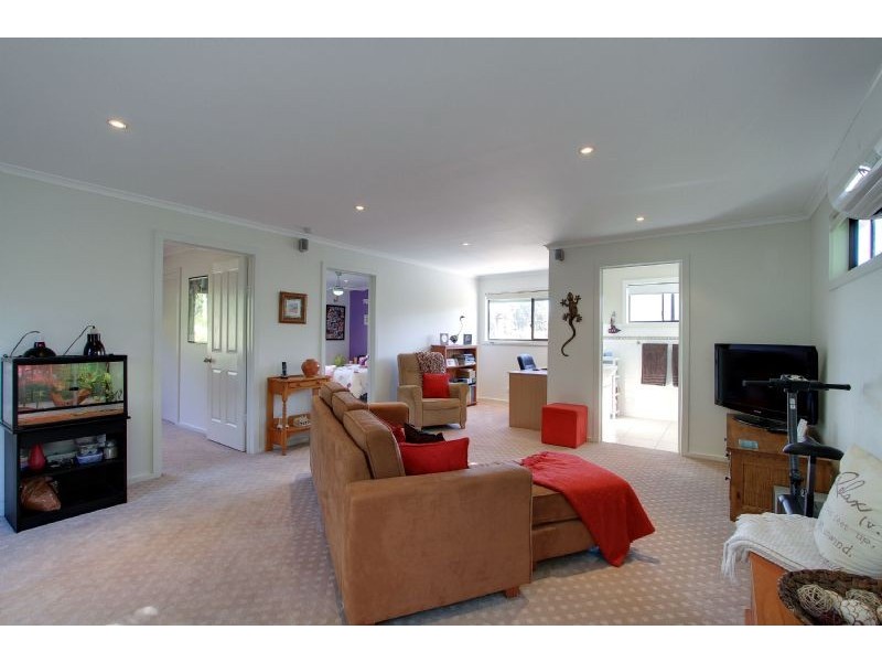 16 Sarah Court, Montrose VIC 3765