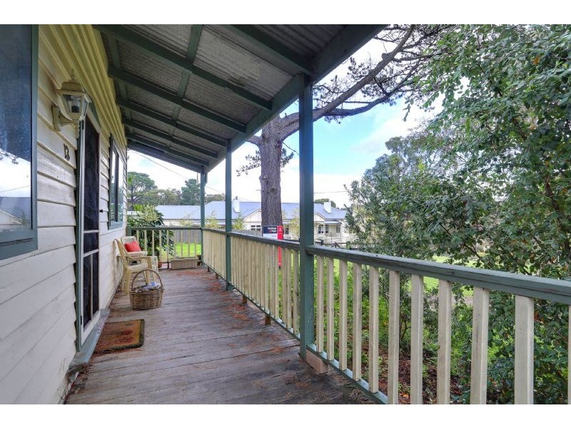 13 Athlone Street, Lilydale VIC 3140