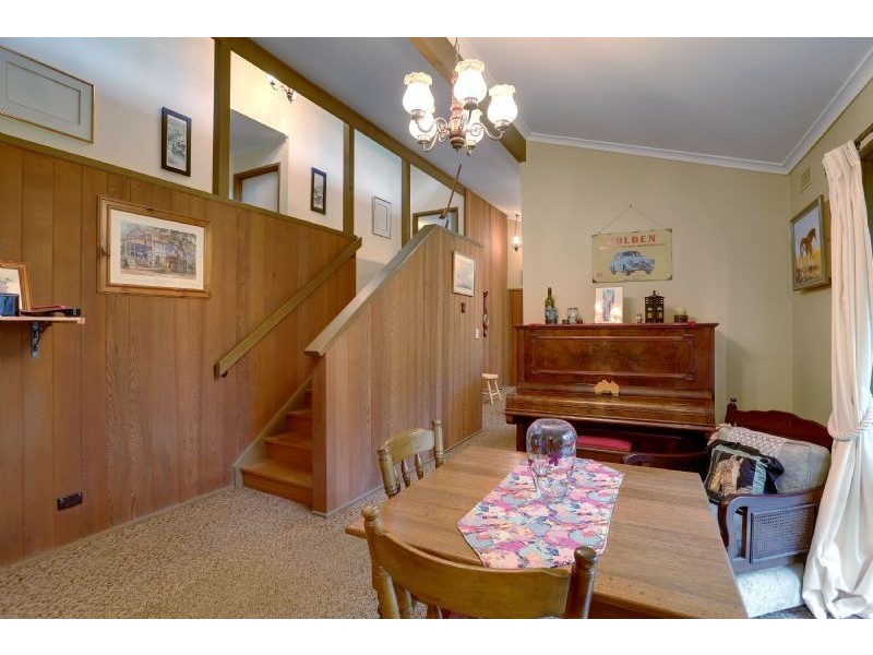 25 Lusatia Park Rd, Woori Yallock VIC 3139