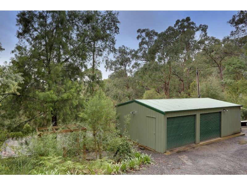 25 Lusatia Park Rd, Woori Yallock VIC 3139
