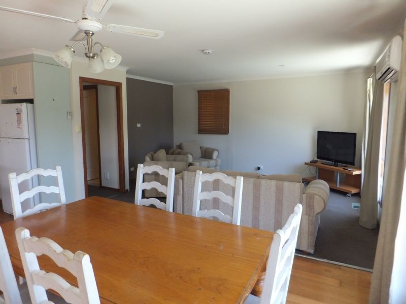 21 Neryl Court, Mooroolbark VIC 3138