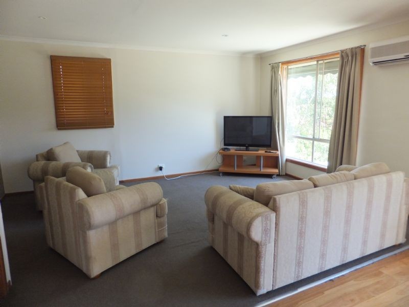 21 Neryl Court, Mooroolbark VIC 3138