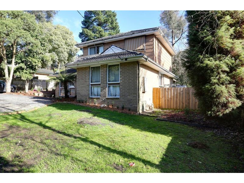 11 Kemp Avenue, Mount Evelyn VIC 3796