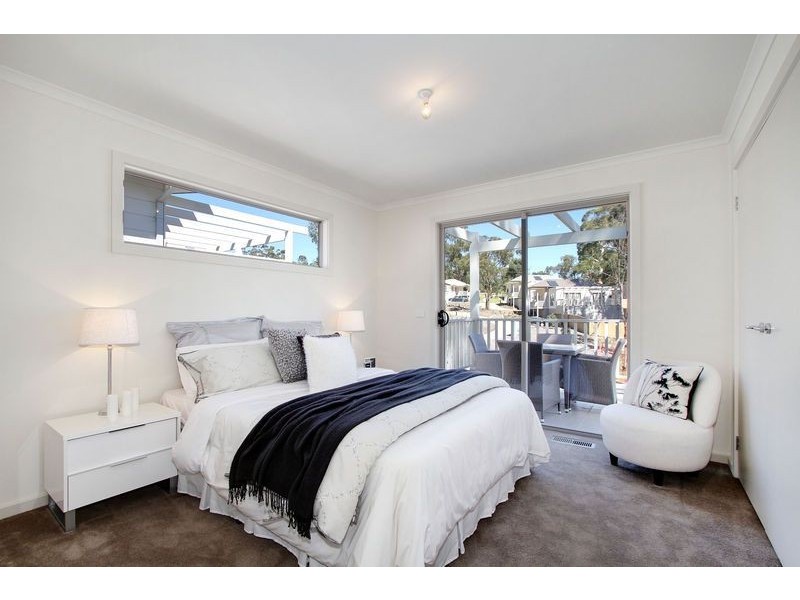 3 Themeda Place (off Leigh Close), Lilydale VIC 3140