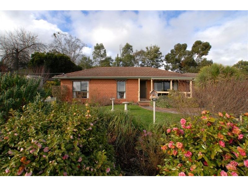 4 Monza Court, Lilydale VIC 3140