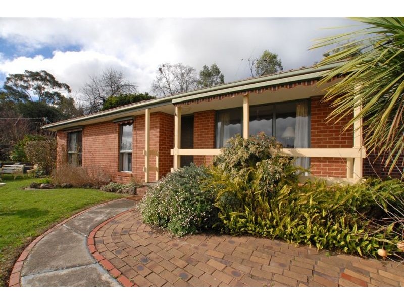 4 Monza Court, Lilydale VIC 3140