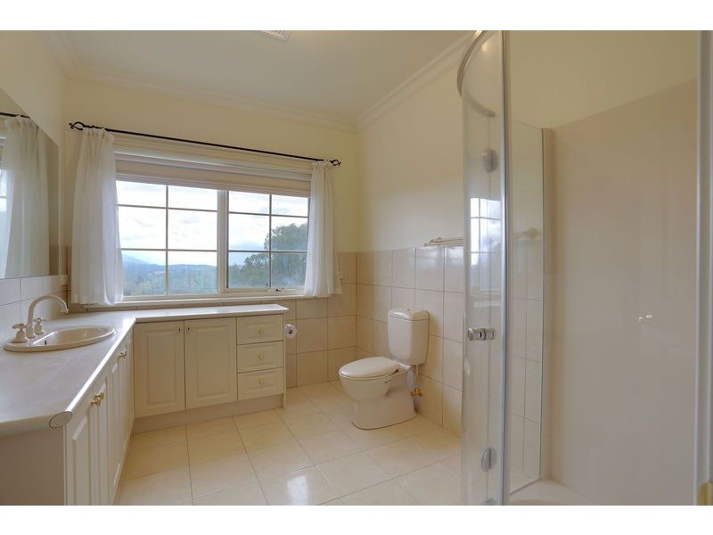 147 Warburton Highway, Lilydale VIC 3140