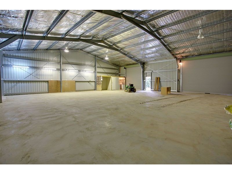 147 Warburton Highway, Lilydale VIC 3140