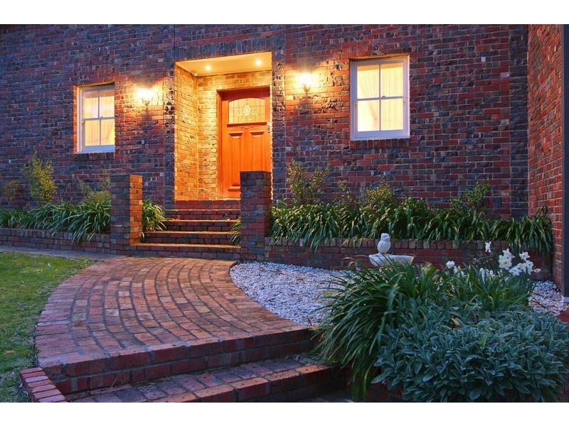 147 Warburton Highway, Lilydale VIC 3140