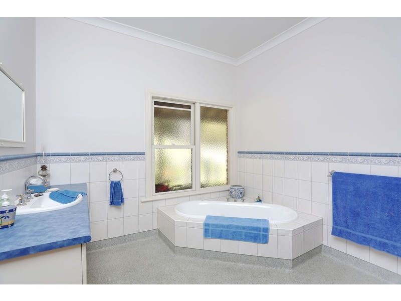 25 Big Pats Creek Road, East Warburton VIC 3799