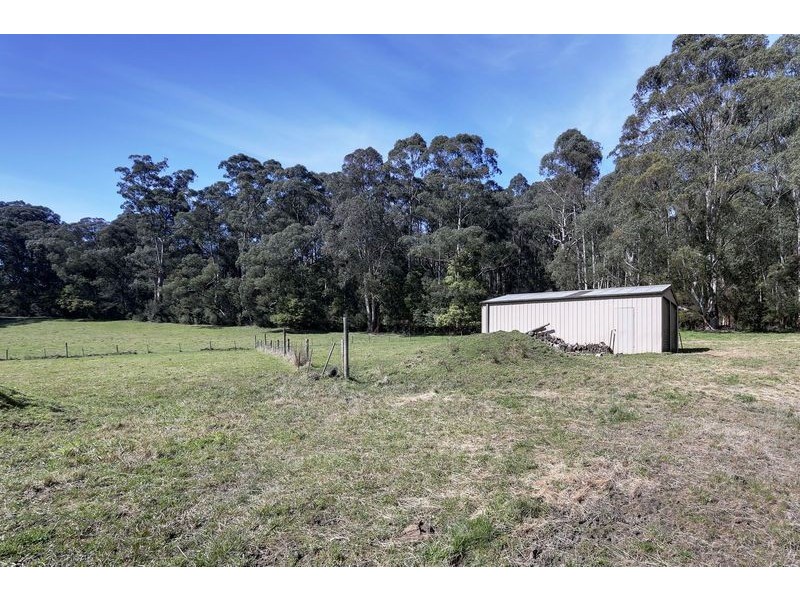 25 Big Pats Creek Road, East Warburton VIC 3799
