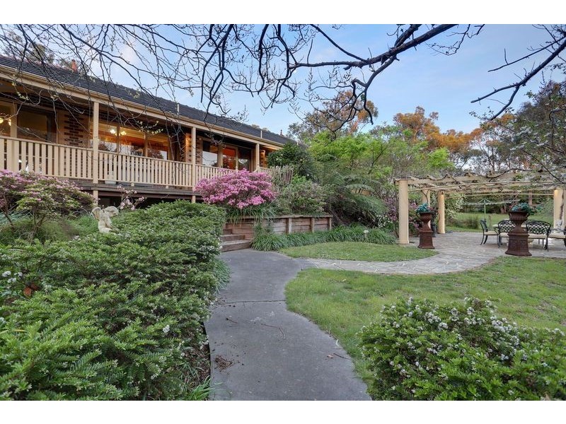 14 Allsops Road, Woori Yallock VIC 3139