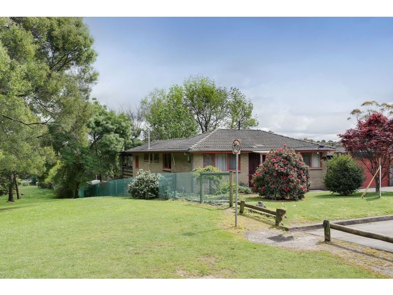 8 King Street, Montrose VIC 3765