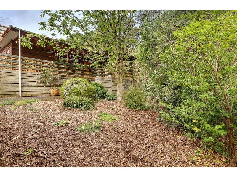 8 King Street, Montrose VIC 3765